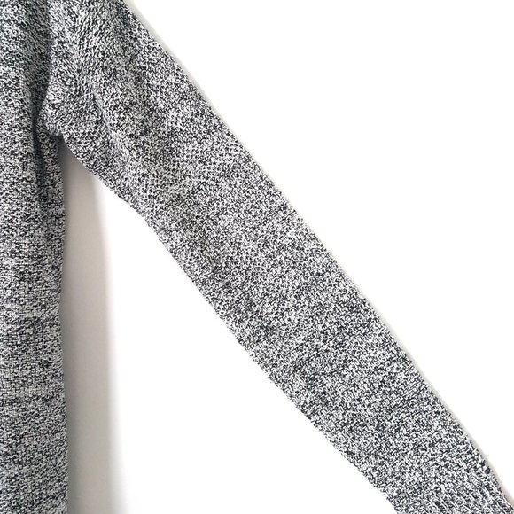 H&M Conscious Women Gray/White Knit Cardigan, XS - Picture 2 of 8